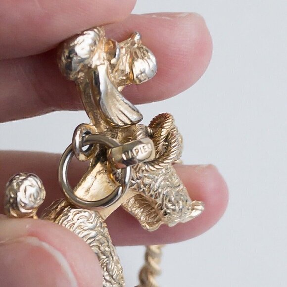 Rare Vintage Napier Dog Pendant Charm Bracelet Curb Link Chain Gold Tone - Picture 11 of 13